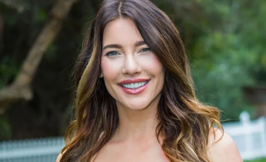 Jacqueline MacInnes Wood: Biography, Early Life, Career, Net Worth And Many More